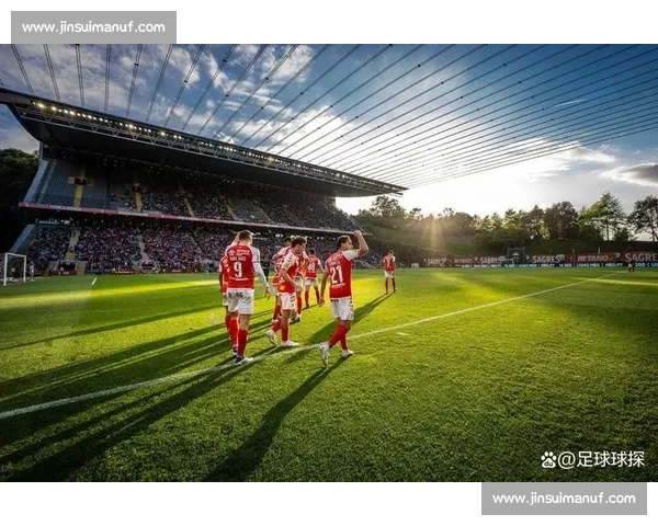 绿茵赛场激战瞬间精彩回顾与球星巅峰对决分析