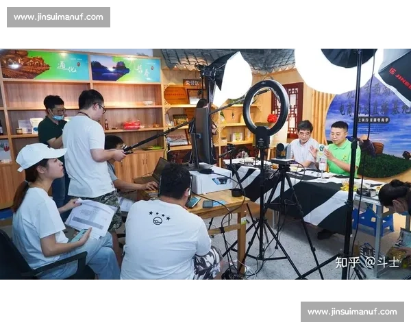 沉浸式正在直播现场直击精彩瞬间带你感受实时互动热潮 - 副本 (2)